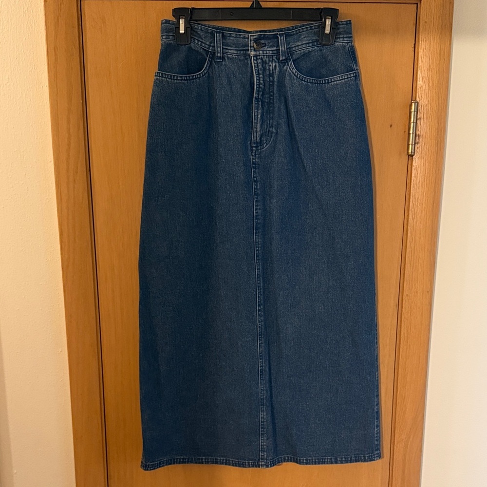 LL Bean Women’s Vintage Denim Midi Jean Skirt Medium Wash Size 6